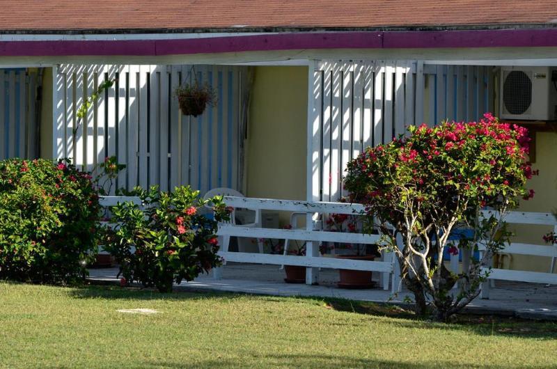 Anegada Reef Hotel The Settlement Exterior photo